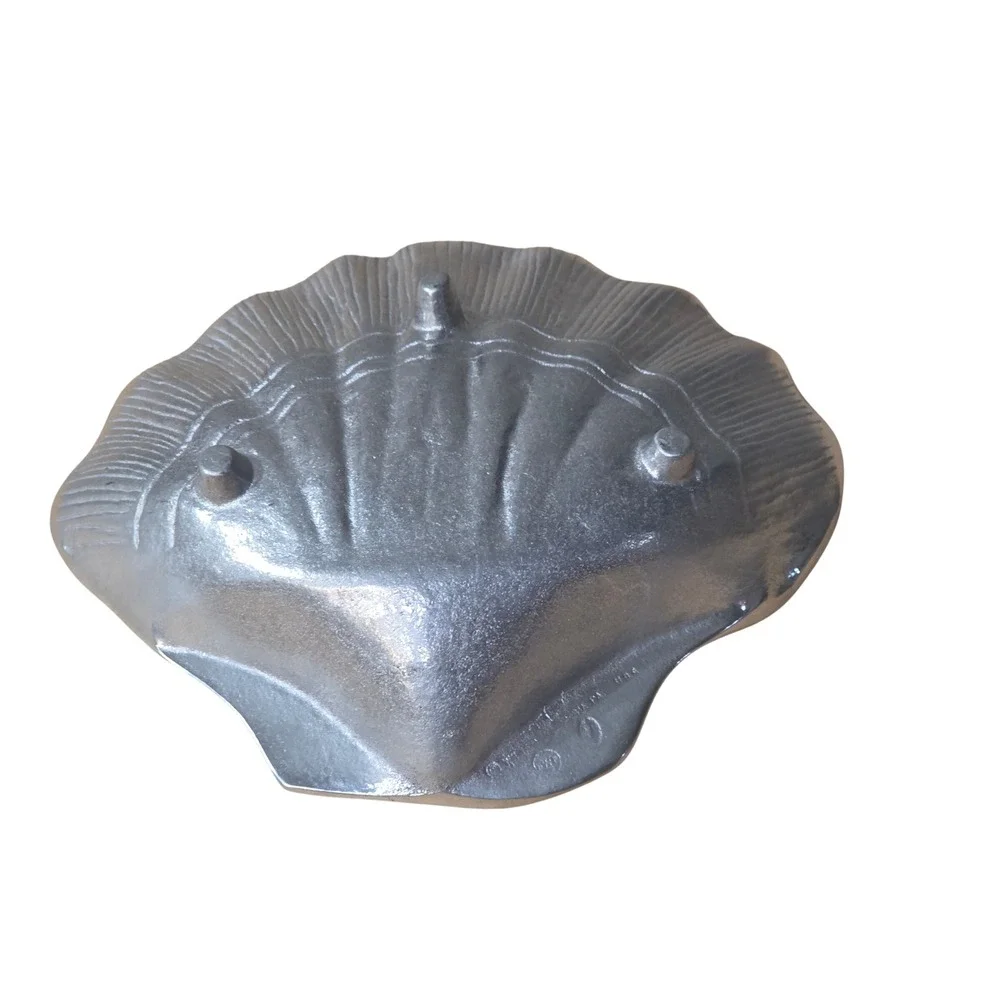 Wilton Armetale Scallop Shell‎ Bowl Silver Metal Footed Serving Dish 8 Inch USA